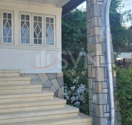 Casa, 5 camere, 150 mp Prahova/Centru