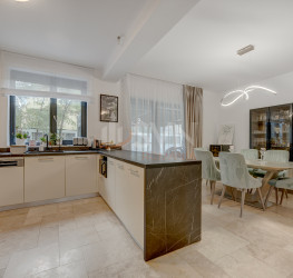 Casa, 5 camere, 163 mp Bucuresti/Pipera