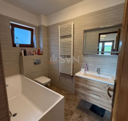 Casa, 5 camere, 165 mp Bucuresti/Pipera