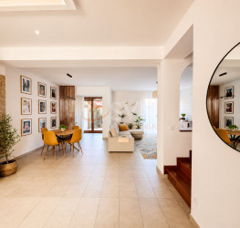 Casa, 5 camere, 187 mp Bucuresti/Pipera