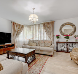 Casa, 5 camere, 188 mp Bucuresti/Iancu Nicolae
