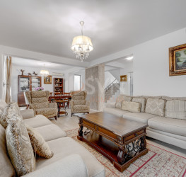Casa, 5 camere, 188 mp Bucuresti/Iancu Nicolae