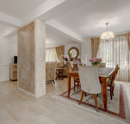 Casa, 5 camere, 188 mp Bucuresti/Iancu Nicolae