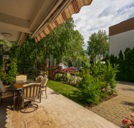 Casa, 5 camere, 188 mp Bucuresti/Iancu Nicolae