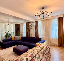 Casa, 5 camere, 200 mp Ilfov/Centru