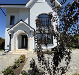 Casa, 5 camere, 202.8 mp Ilfov/Otopeni