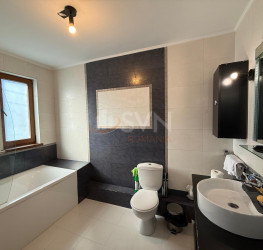 Casa, 5 camere, 210 mp Bucuresti/Eminescu