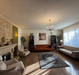 Casa, 5 camere, 210 mp Bucuresti/Eminescu