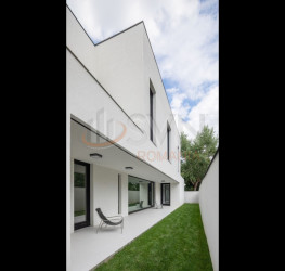Casa, 5 camere, 214 mp Bucuresti/Pipera