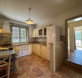 Casa, 5 camere, 215 mp Bucuresti/Pipera