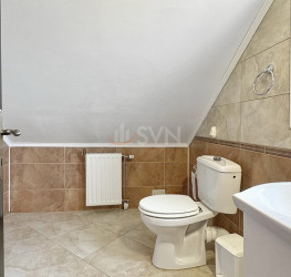 Casa, 5 camere, 220 mp Brasov/Centru