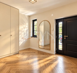 Casa, 5 camere, 220 mp Bucuresti/Pipera