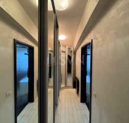 Casa, 5 camere, 234 mp Bucuresti/Bucurestii Noi