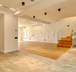 Casa, 5 camere, 235 mp Bucuresti/P-ta Victoriei