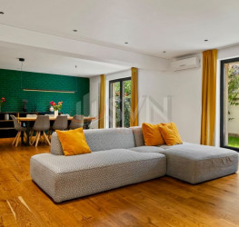 Casa, 5 camere, 241 mp Bucuresti/Pipera