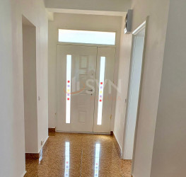 Casa, 5 camere, 241.3 mp Bucuresti/Baneasa