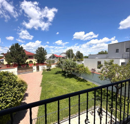 Casa, 5 camere, 250 mp Bucuresti/Pipera