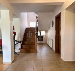 Casa, 5 camere, 250 mp Bucuresti/Pipera