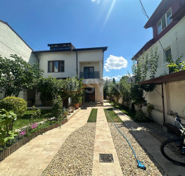 Casa, 5 camere, 252.48 mp Bucuresti/Bucurestii Noi