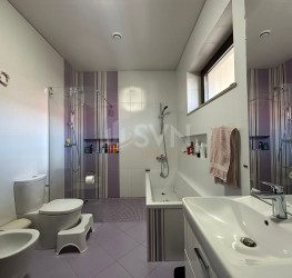 Casa, 5 camere, 252.48 mp Bucuresti/Bucurestii Noi