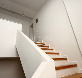 Casa, 5 camere, 257 mp Bucuresti/Vatra Luminoasa