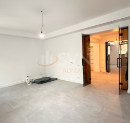 Casa, 5 camere, 257 mp Bucuresti/Vatra Luminoasa