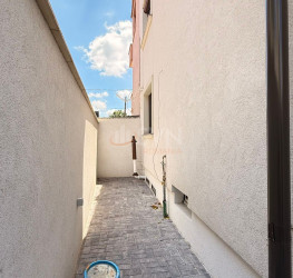 Casa, 5 camere, 257 mp Bucuresti/Vatra Luminoasa