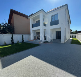 Casa, 5 camere, 268 mp Bucuresti/Pipera