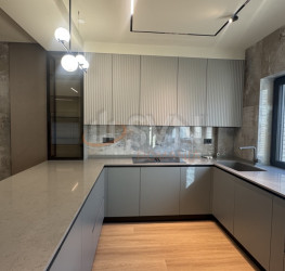 Casa, 5 camere, 285 mp Bucuresti/Aviatiei