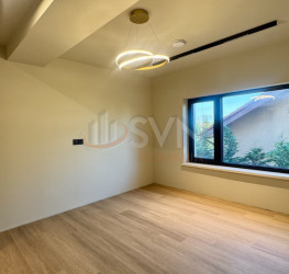 Casa, 5 camere, 285 mp Bucuresti/Aviatiei
