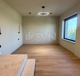 Casa, 5 camere, 285 mp Bucuresti/Aviatiei