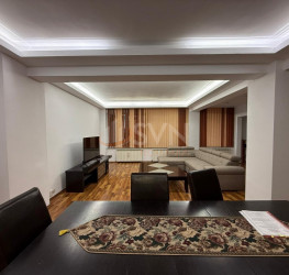 Casa, 5 camere, 290 mp Bucuresti/1 Mai