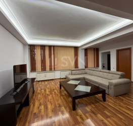 Casa, 5 camere, 290 mp Bucuresti/1 Mai