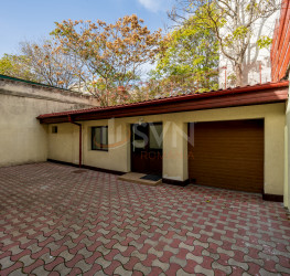 Casa, 5 camere, 312.66 mp Bucuresti/Decebal