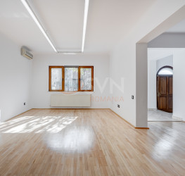 Casa, 5 camere, 312.66 mp Bucuresti/Decebal