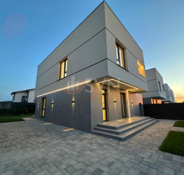 Casa, 5 camere, 329 mp Bucuresti/Pipera