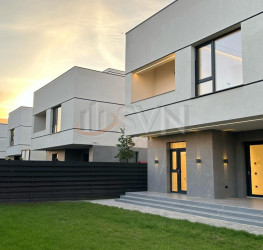 Casa, 5 camere, 329 mp Bucuresti/Pipera