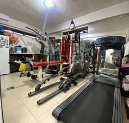 Casa, 5 camere, 340 mp Bucuresti/Damaroaia