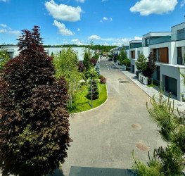 Casa, 5 camere, 400 mp Bucuresti/Iancu Nicolae