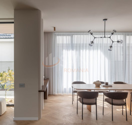 Casa, 5 camere, 449.2 mp Bucuresti/Pipera