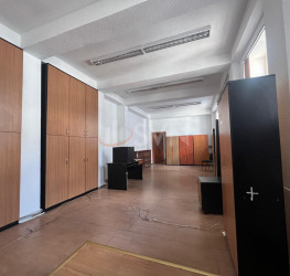Casa, 5 camere, 787 mp Bucuresti/Calea Calarasilor