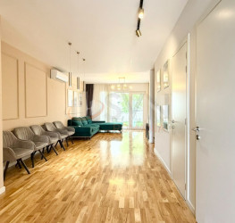 Casa, 5 rooms, 109.8 mp Bucuresti/Pipera