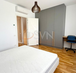 Casa, 5 rooms, 109.8 mp Bucuresti/Pipera