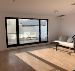 Casa, 5 rooms, 114 mp Bucuresti/Pipera