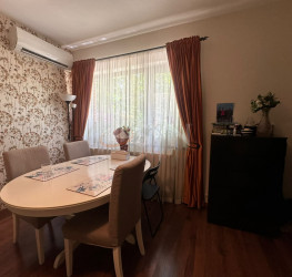 Casa, 5 rooms, 120 mp Bucuresti/Vatra Luminoasa