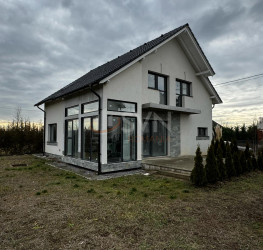 Casa, 5 rooms, 130 mp Ilfov/Balotesti