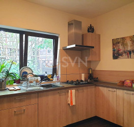 Casa, 5 rooms, 130 mp Bucuresti/Baneasa