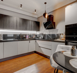 Casa, 5 rooms, 130 mp Bucuresti/Primaverii