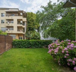 Casa, 5 rooms, 130 mp Bucuresti/Primaverii