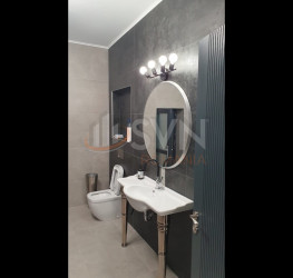 Casa, 5 rooms, 134.6 mp Bucuresti/Unirii